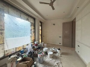 Team Area in 3 BHK Builder Floor at Greater Kailash – for Rent