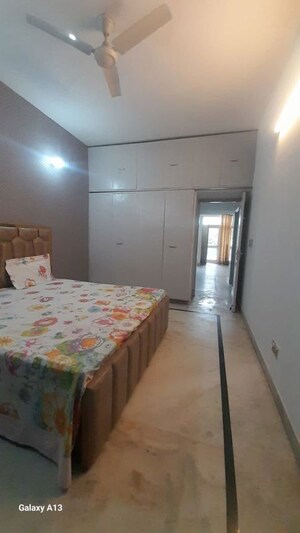 Bedroom in 3 BHK Builder Floor at Sector 23 – for Rent