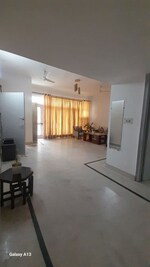 3 BHK 1800 Sq.Ft. Builder Floor in Sector 23