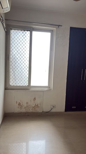 2 BHK Apartment For Rent in 3C Lotus Boulevard, Sector 100