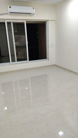 1 BHK Apartment For Rent in Ruparel Elara, Kandivali West