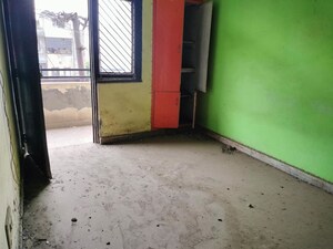 Room in  Apartment at Loni – for Sale