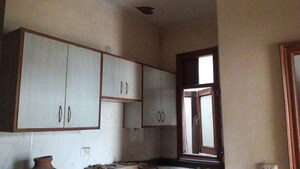 Room in  Apartment at Loni – for Sale