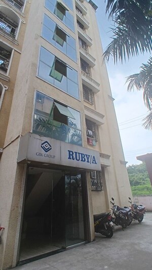  Apartment For Sale in Badlapur