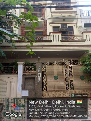  Builder Floor – Exterior View View at Vivek Vihar - for Sale