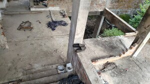 Balcony in  Independent House at Kolar rd – for Sale