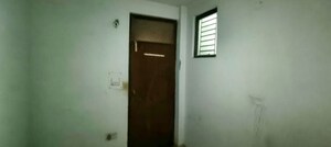 Furnished Amenities in  Builder Floor at Uttam Nagar – for Sale
