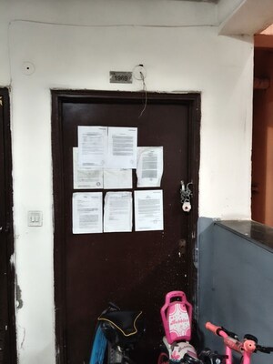 Room in  Apartment at Sadiqpur – for Sale
