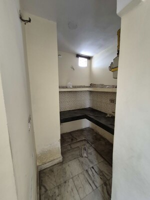Kitchen/pantry in 1 RK Builder Floor at Mayur Vihar – for Rent