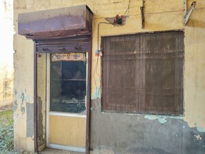  Shop For Sale in Mubarakpur