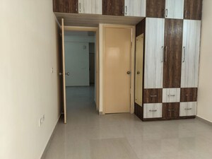 Room in 2 BHK Apartment at Pyramid Urban Homes, Sector 70a – for Rent