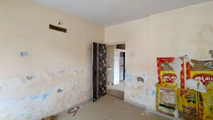Room in  Apartment at Shirdhon – for Sale