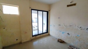 Room in  Apartment at Shirdhon – for Sale