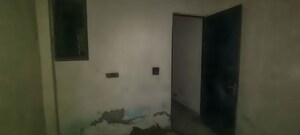 Room in  Apartment at Tughlakabad Extension – for Sale