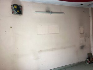 Room in  Apartment at Loni – for Sale