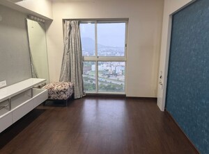 Room in 2 BHK Apartment at Ceratec Presidential Towers, Ravet – for Rent