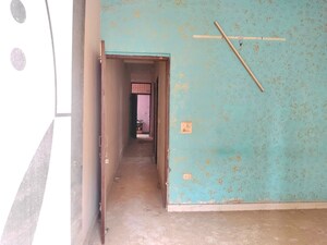 Room in  Apartment at Loni – for Sale