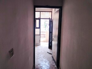 Room in  Apartment at Loni – for Sale