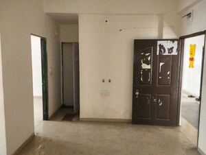Room in  Apartment at Ramol – for Sale