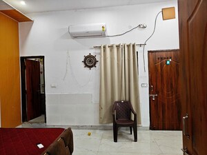 Living Room in 1 BHK Builder Floor at Aman Vihar – for Rent