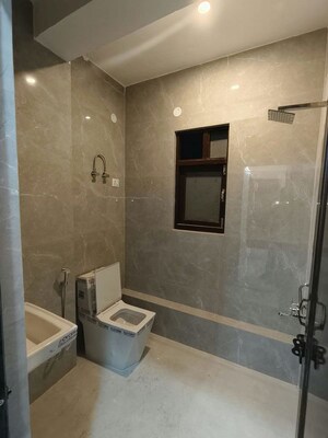 Bathroom in 1 BHK Apartment at Saket Enclave Ghaziabad, Rajendra Nagar – for Rent