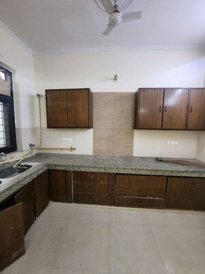 Kitchen in 3.5 BHK Builder Floor at Green Fields Colony – for Rent