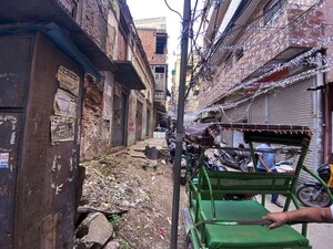 Shop – Exterior View View at Hauz Qazi - for Sale