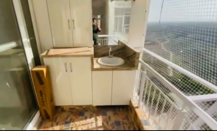 Bathroom, green fields colony 3 Bedroom 355 Sq.Yd. Builder Floor In Green Fields Colony Faridabad 10683495