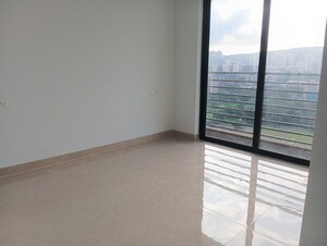 Room in 2 BHK Apartment at Risland The Icon, Dhokali – for Rent