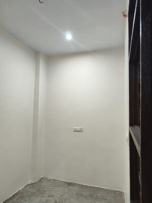 Room in 2 BHK Independent House at Badarpur Border – for Rent