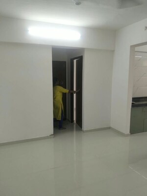 Room in 1 BHK Apartment at Sector 6 Ulwe – for Rent