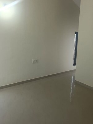 Room in 2 BHK Apartment at Samarth Srushti, Wireless Colony – for Rent