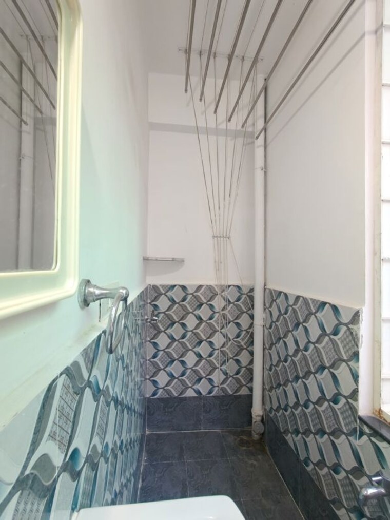 Bathroom, sri-nilayam-kondapur 1 Bedroom 865 Sq.Ft. Apartment In Kondapur Hyderabad 10683748