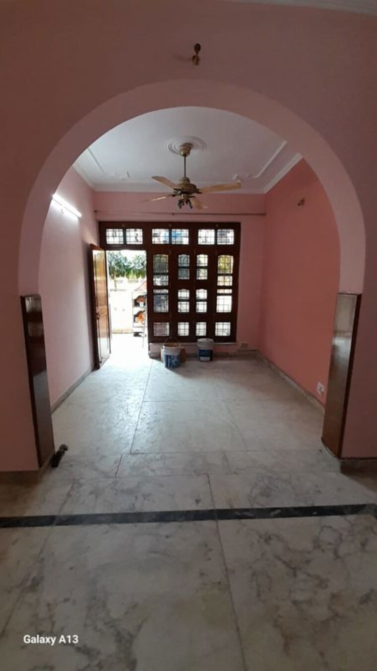 Room, ansal-plaza-sector-23 2 Bedroom 1200 Sq.Ft. Builder Floor In Sector 23 Gurgaon 10683755