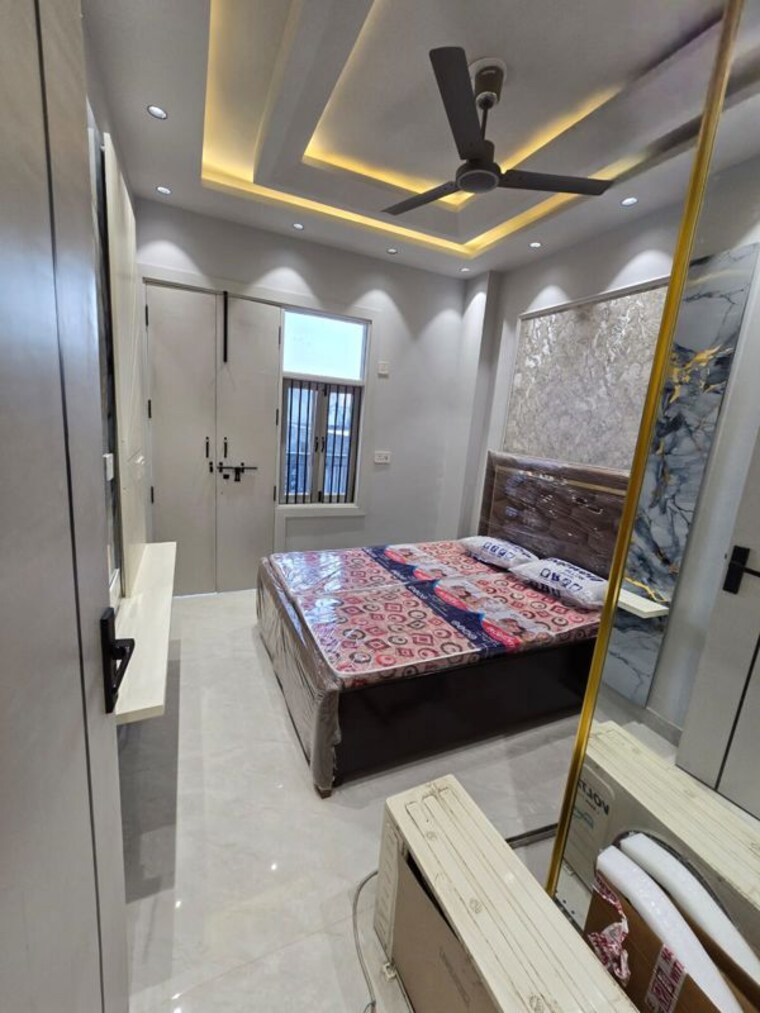 Bedroom, dwarka mor 2 Bedroom 60 Sq.Yd. Builder Floor In Dwarka Mor Delhi 10683765