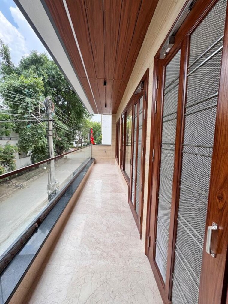 Balcony, palam vihar 3 Bedroom 2200 Sq.Ft. Builder Floor In Palam Vihar Gurgaon 10683849