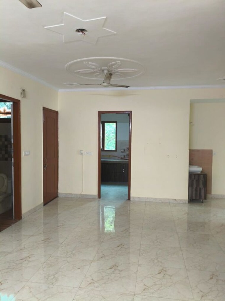 Room, palam vihar 3 Bedroom 2200 Sq.Ft. Builder Floor In Palam Vihar Gurgaon 10683849