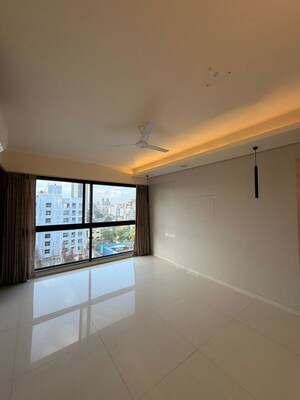 Room in 3 BHK Apartment at Sukhwani Euphoria, Baner – for Rent