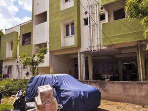  Apartment For Sale in Subhash Nagar