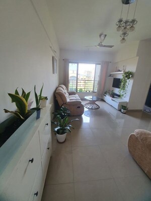 Living Room in 2.5 BHK Apartment at Kalpataru Srishti 337 CHS Ltd, Mira Road – for Rent
