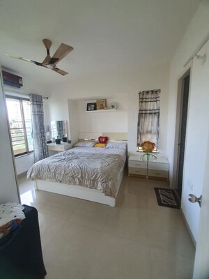 Bedroom in 2.5 BHK Apartment at Kalpataru Srishti 337 CHS Ltd, Mira Road – for Rent