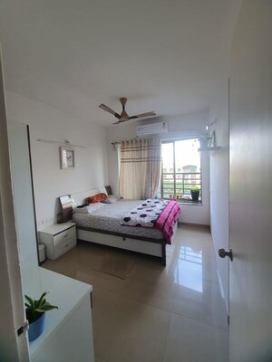 Bedroom in 2.5 BHK Apartment at Kalpataru Srishti 337 CHS Ltd, Mira Road – for Rent