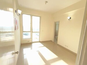 Room in 3 BHK Apartment at Indiabulls Centrum Park, Sector 103 – for Sale