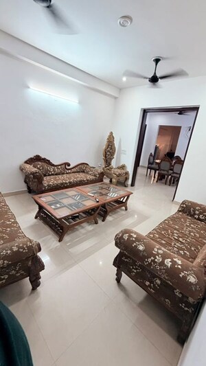 Living Room in 3 BHK Builder Floor at Eros Rosewood City, Sector 49 – for Rent