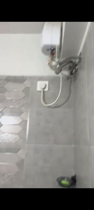 Bathroom in 1 BHK Apartment at Suraj Heights Goregaon, Goregaon East – for Rent