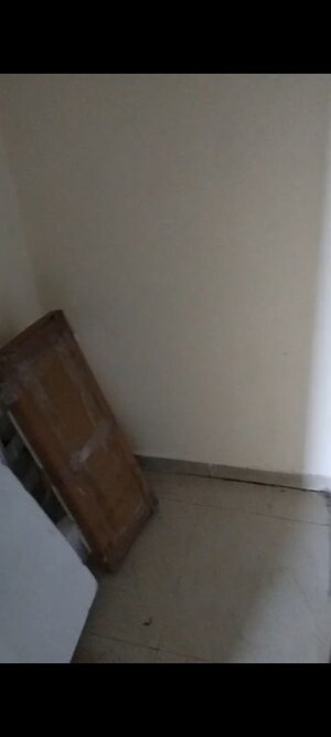 Furnished Amenities in 2 BHK Apartment at Windsor Paradise 2, Raj Nagar Extension – for Rent