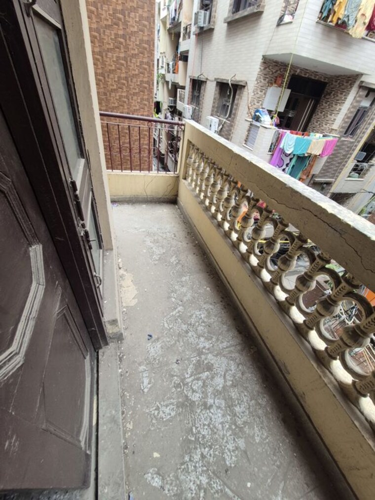 Balcony, mayur vihar 2.5 Bedroom 680 Sq.Ft. Builder Floor In Mayur Vihar Delhi 10684043