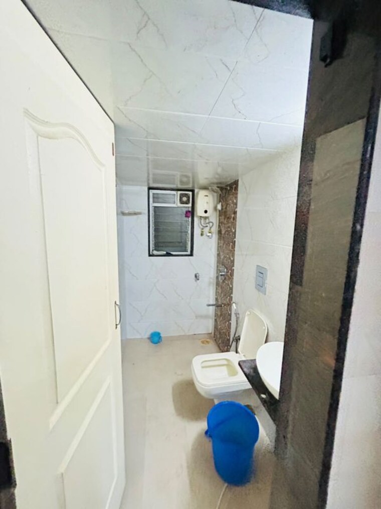 Bathroom, raj-heritage 2 Bedroom 960 Sq.Ft. Apartment In Borivali West Mumbai 10684048
