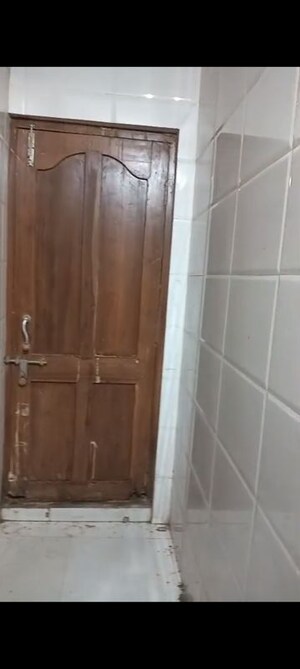 Furnished Amenities in 2 BHK Villa at Kurla Kamgar CHS, Kurla – for Rent