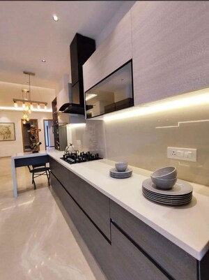 Team Area in 3 BHK Builder Floor at Ardee City, Sector 52 – for Rent